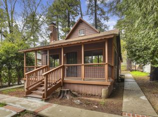 23930 Springwater Rd, Crestline, CA 92325