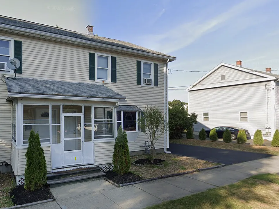 3 Lawrence Rd