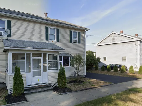 3 Lawrence Rd, Chicopee, MA 01013