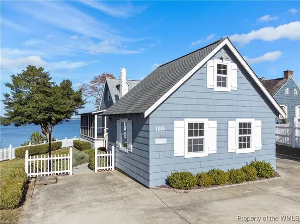 1015 Moore House Rd, Yorktown, VA 23690