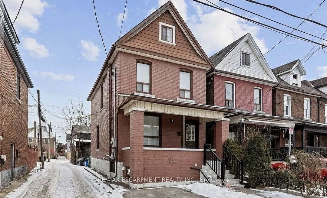 1 bed, $1,000 — Photo 1