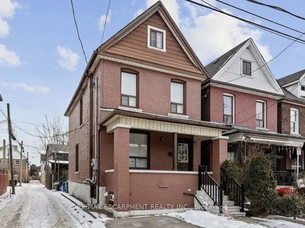 20 Birch Ave #3, Hamilton, ON L8L 6H6