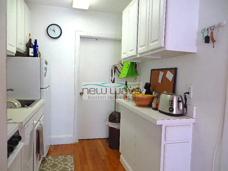 45 Westland Ave #13 — Photo 6