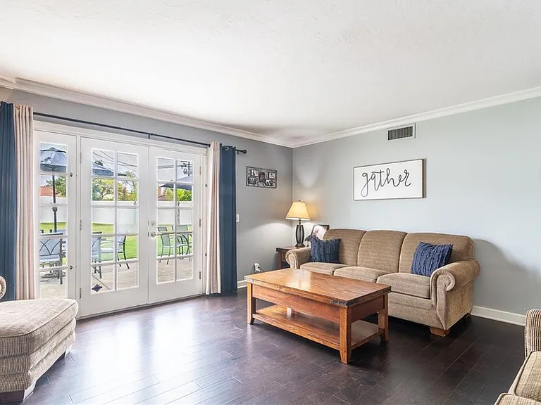 11673 Iris Ave — Photo 5