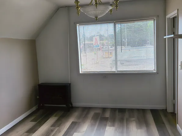 410 W Main St, Centralia, WA