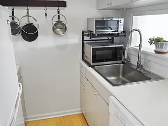 Rented by Barshay Brokerage