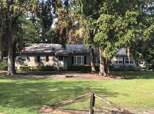 9 White Bluff Rd, Waverly, GA 30453