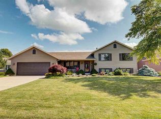 3412 Candlewood Dr, Janesville, WI 53546