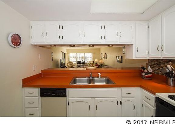 5th image of 4175 S Atlantic Ave APT 109