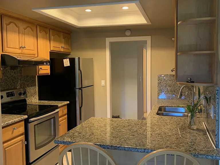 151 Buckingham Dr — Photo 3