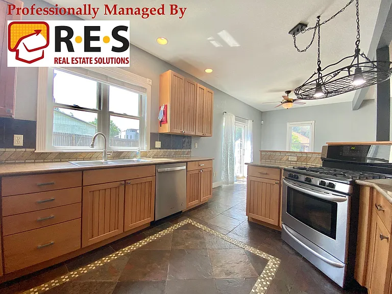 2257 Lowell Blvd — Photo 3
