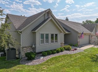 8125 Sawgrass Trl, Grand Blanc, MI 48439