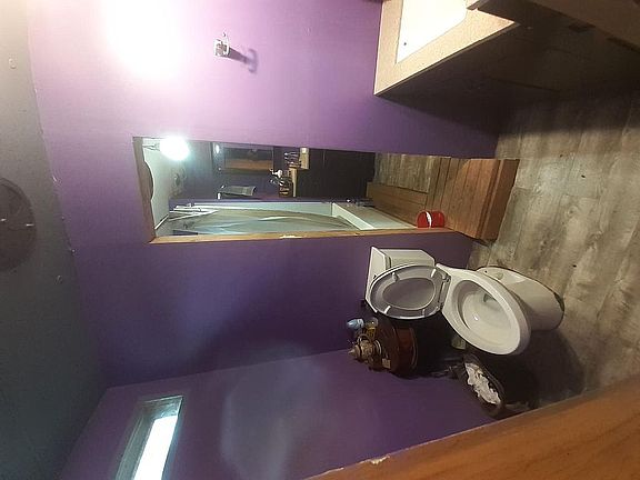 4th image of 13216 NE 71st St