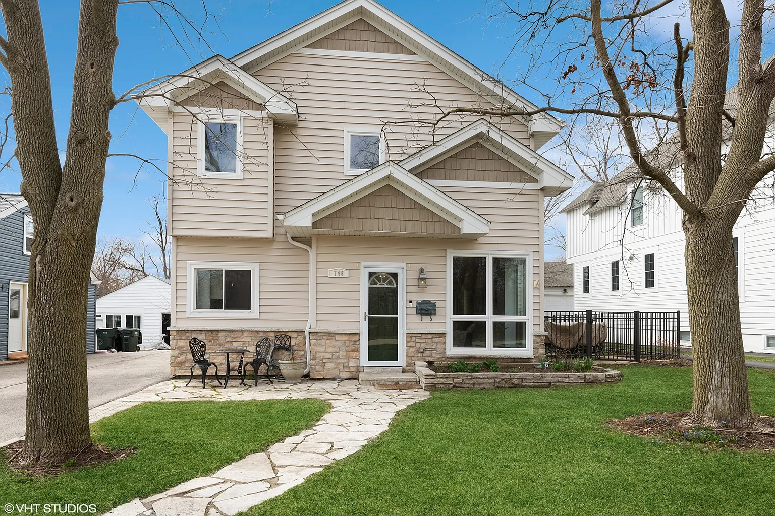 748 Highland Ave photo 1