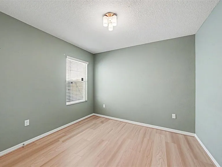 813 Wiltonway Dr — Photo 11