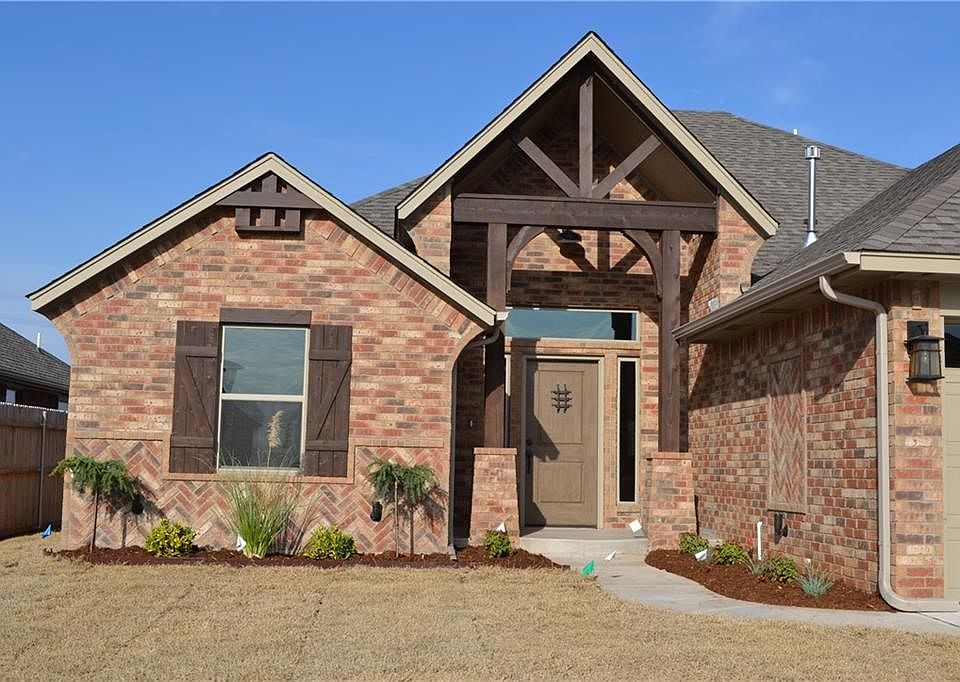 1st image of 1267 Auburn Cir