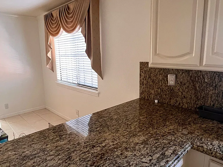 2488 Shilshone Cir — Photo 12