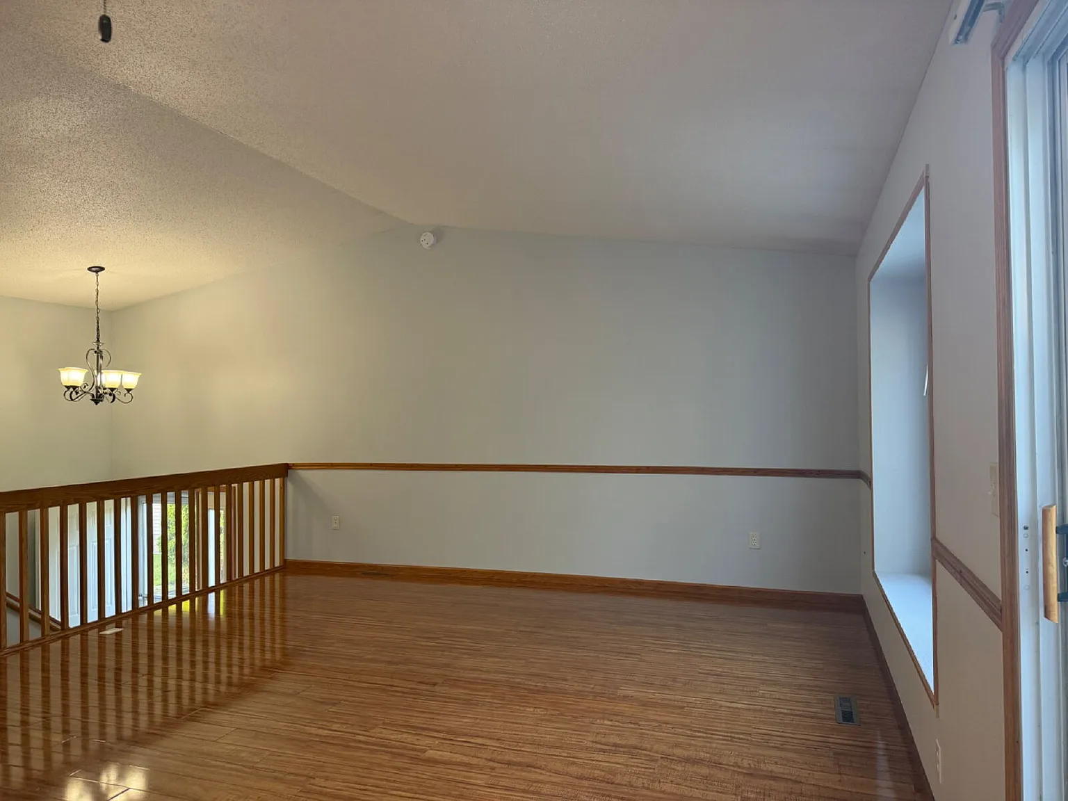 3 bed, 2.0 bath, $1,895 — Photo 2