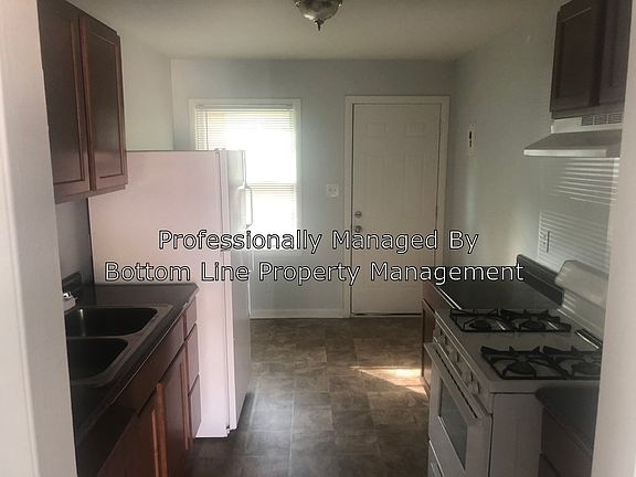 3rd image of 5228 Clearmont Ave APT 5