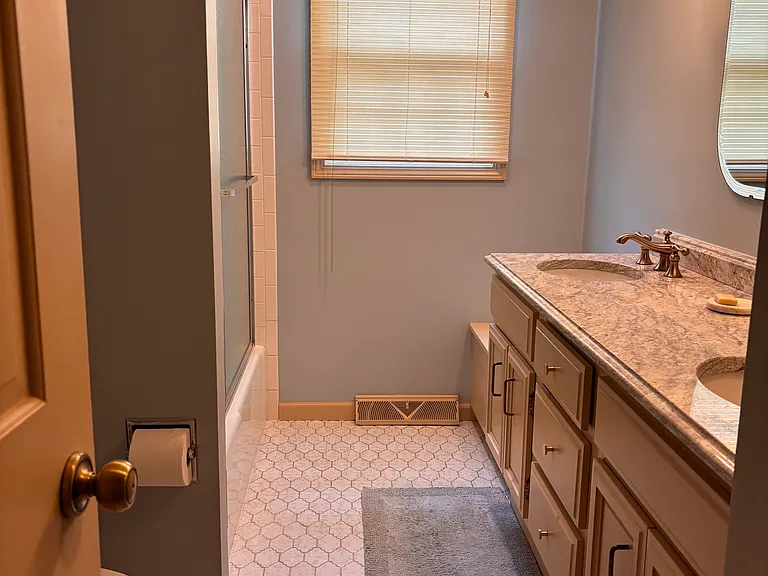 2123 Seaton Ct — Photo 29