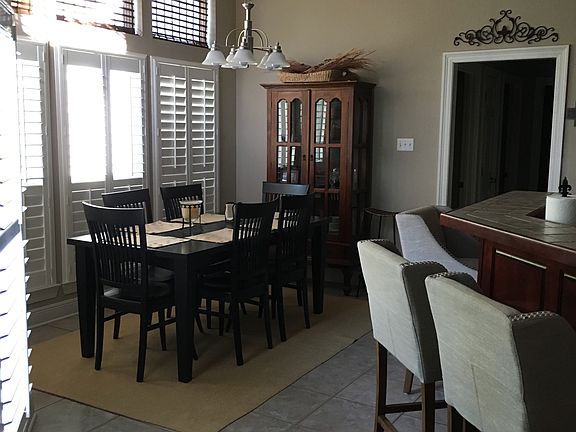 3rd image of 243 Chestnut Oak Dr