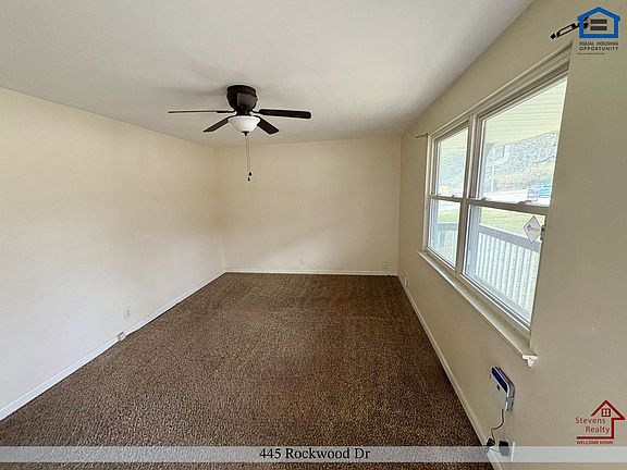 5th image of 445 Rockwood Dr