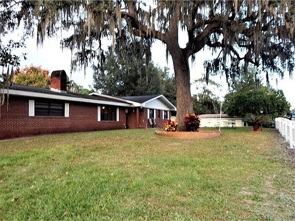 4th image of 37345 Warren Ave