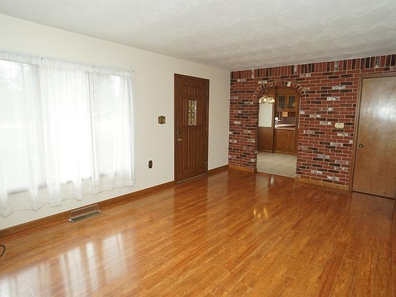 2nd image of 2022 State Road 229