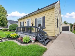 1119 Wisconsin Ave, Manitowoc, WI 54220