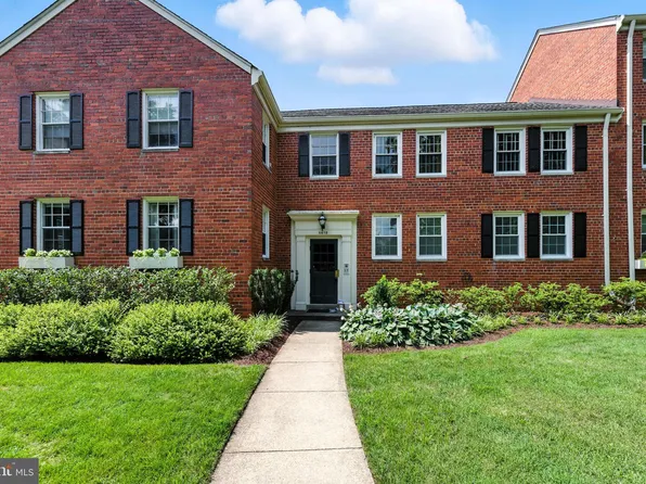 6618 10th St Unit A1, Alexandria, VA 22307