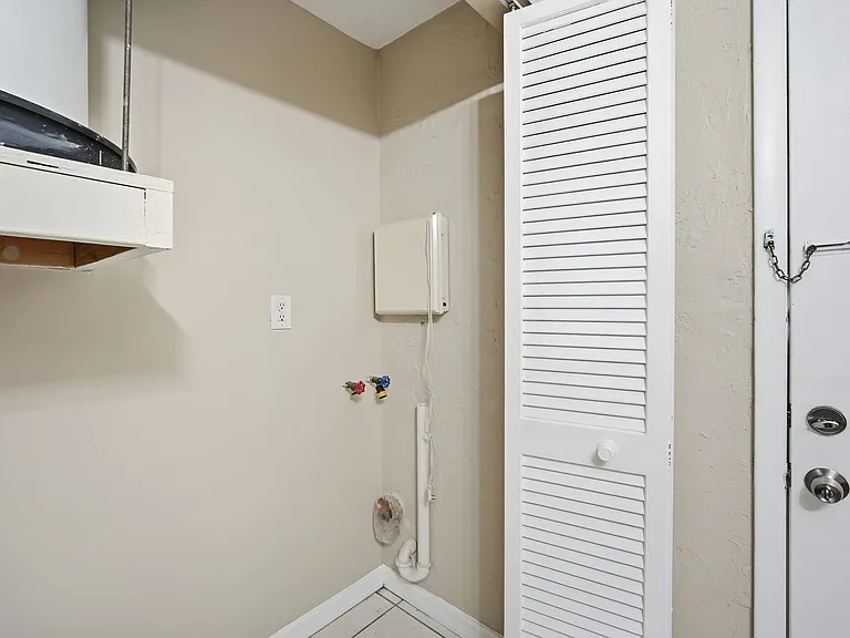 1283 Palm St #C — Photo 16