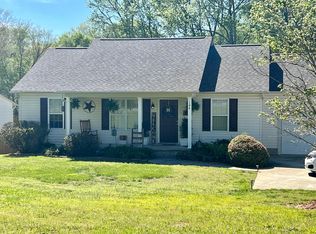 104 Old Meadowbrook Rd, Mooresville, NC 28115