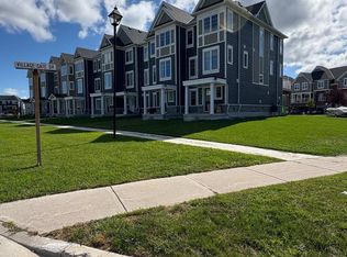 31 Surf Dr, Wasaga Beach, ON L9Z0J4