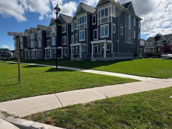 31 Surf Dr, Wasaga Beach, ON L9Z 0J4