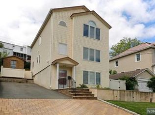 21 Hill St, Wood Ridge, NJ 07075