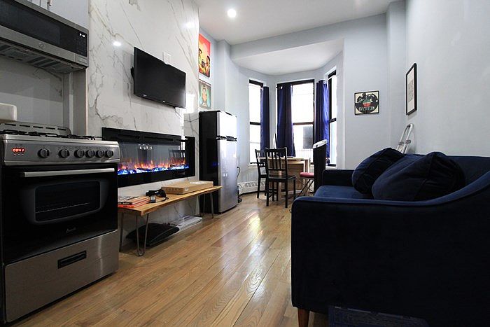 1st image of 952 Bergen St APT 2