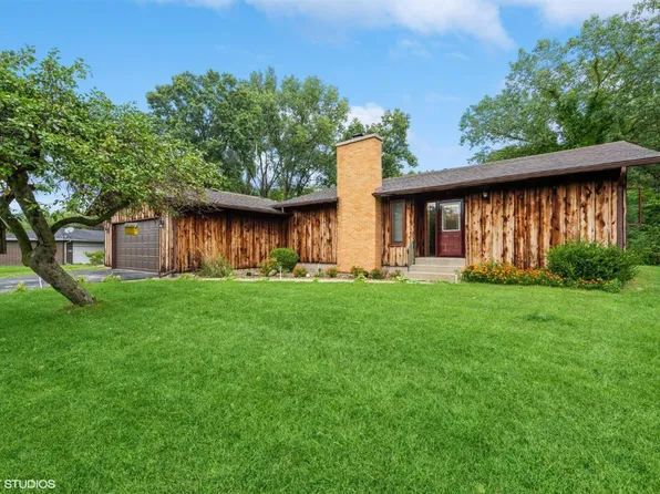 5383 N Verma Dr, La Porte, IN 46350