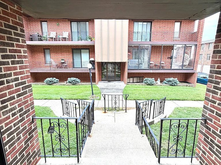11280 Moraine Dr #D — Photo 19