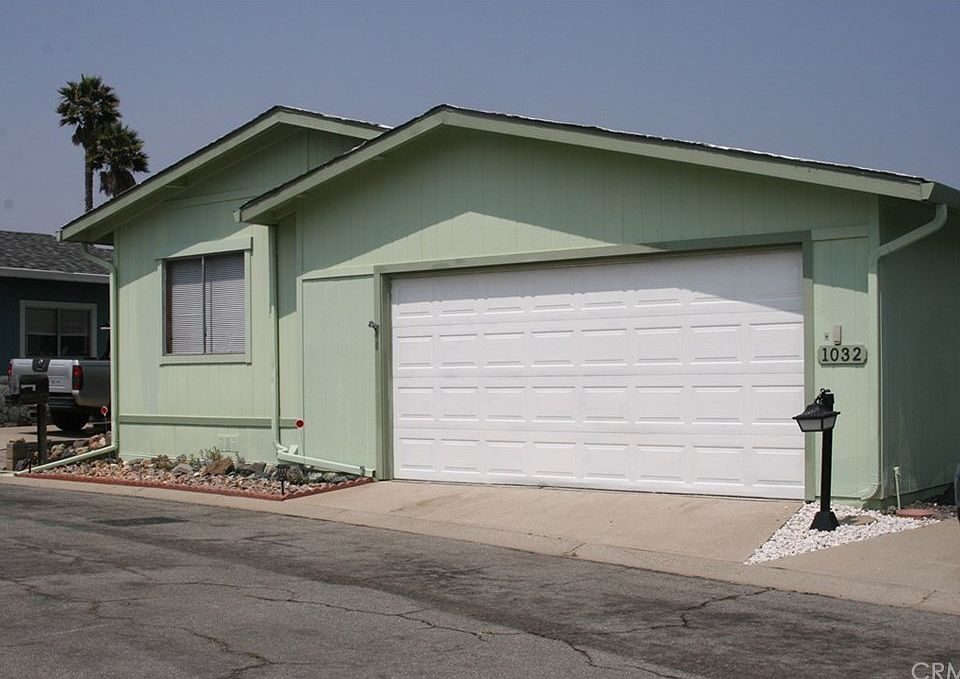 1st image of 1032 Murl Dr #37