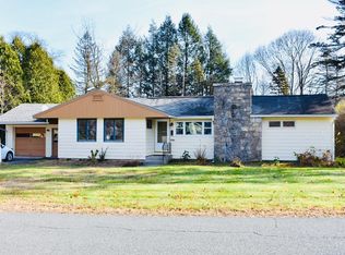 27 Eastern Ave, Greenfield, MA 01301