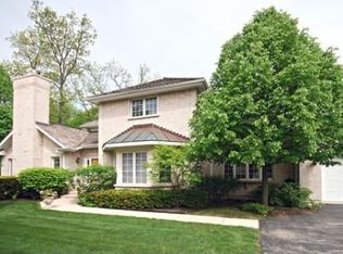 1142 Pine Oaks Cir, Lake Forest, IL 60045