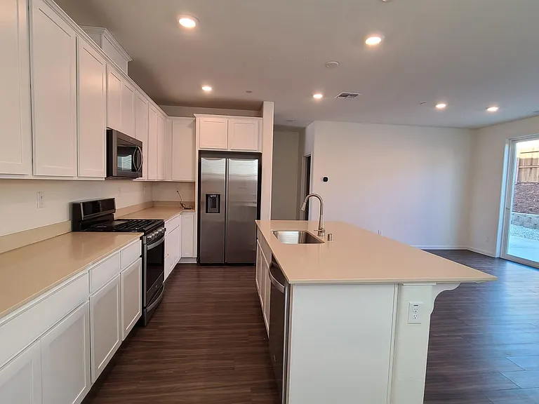 3226 Dragonfly Way — Photo 3