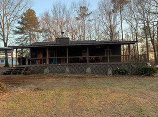 250 Minnie Knight Rd, Titus, AL 36080