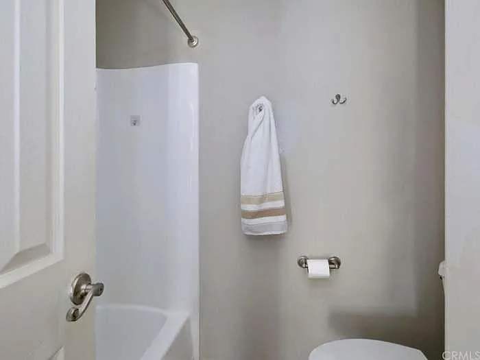 5585 E Pacific Coast Hwy #145 — Photo 10