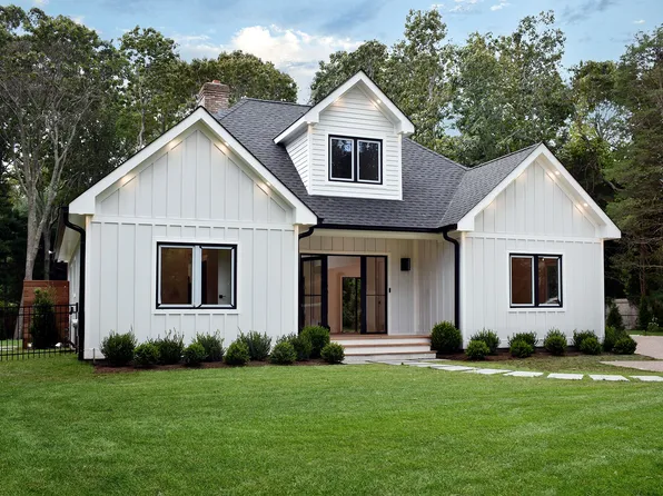 4 Flintlock Ln, East Hampton, NY 11937