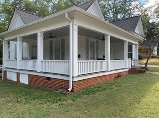 18 Clark St #B, Newnan, GA 30263