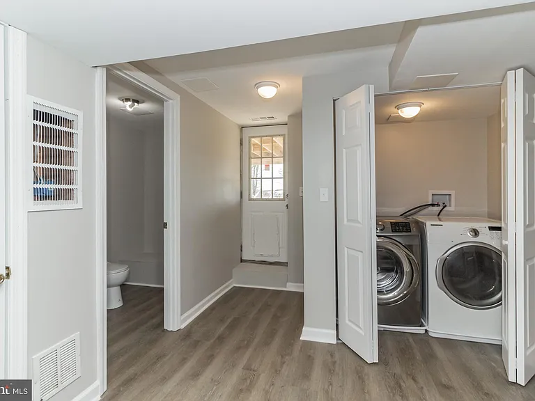 25 Birch Ave — Photo 30