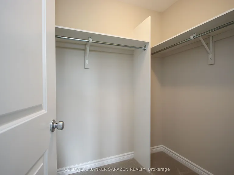 4043 Kelly Farm Dr — Photo 29