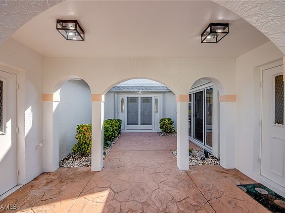 3rd image of 17807 Dracena Cir