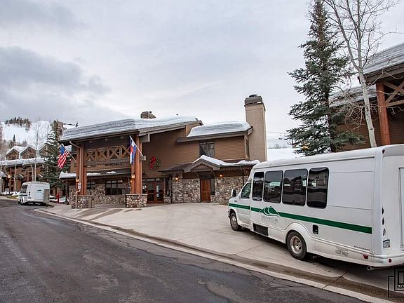 2nd image of 2355 Ski Time Square Dr #123